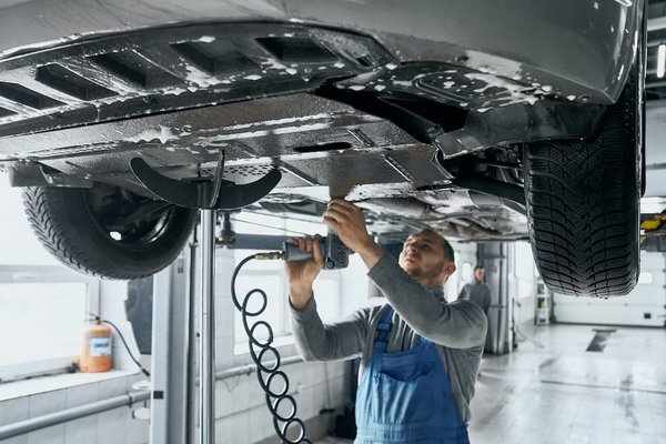 Pourquoi et comment chercher un bon garage pour sa voiture ?